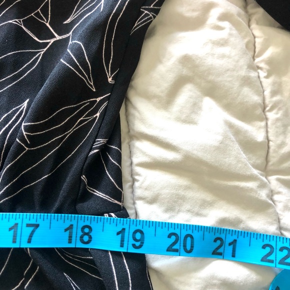 a new day Black Long Sleeve Leaf-Print Maxi Dress - Picture 6 of 9